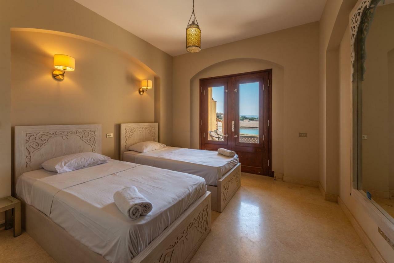 Scenic Views 3 Bedroom Villa With Private Jacuzzi In Sabina الغردقة المظهر الخارجي الصورة